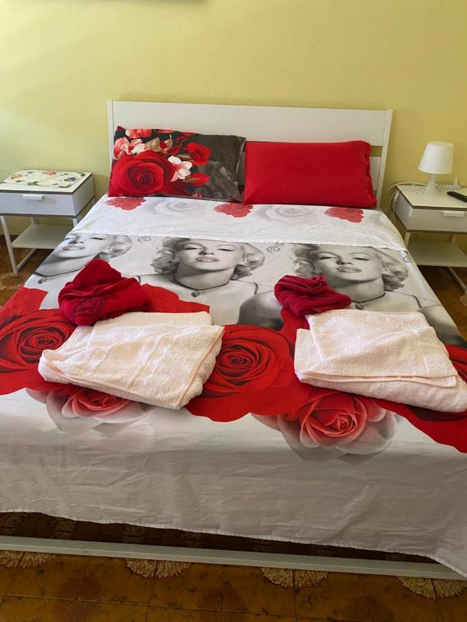 Zona Pirri Casa Notte A Gasthof *